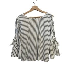 Capri Laced 3/4 Bell Sleeve White and Gray Stripes Womens Size Large